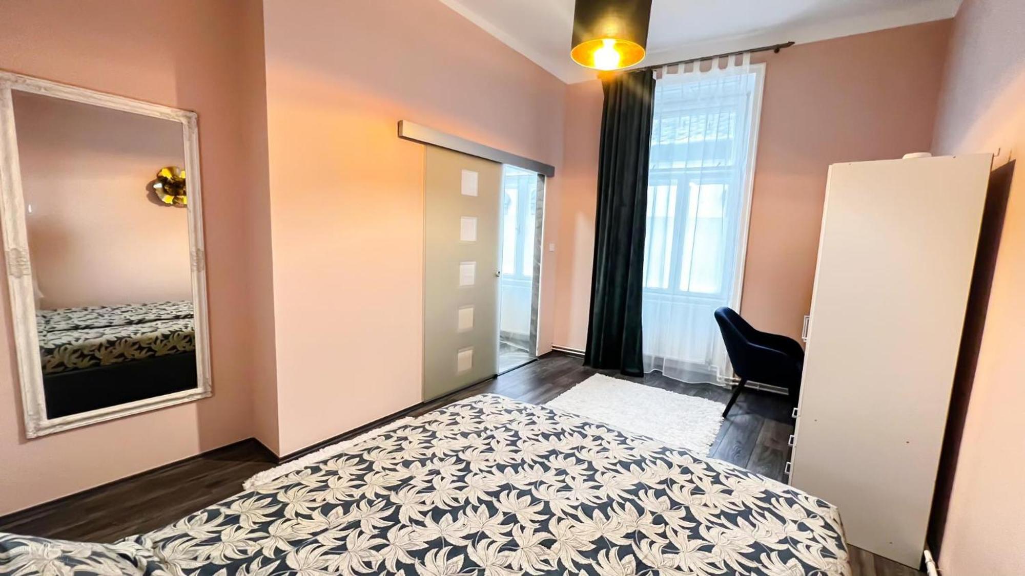 Flamingo Rezidencia Apartman Έγκερ Εξωτερικό φωτογραφία